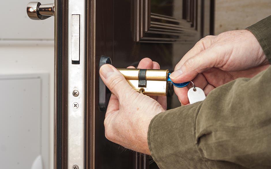 ouvrir une porte bloquée Draveil