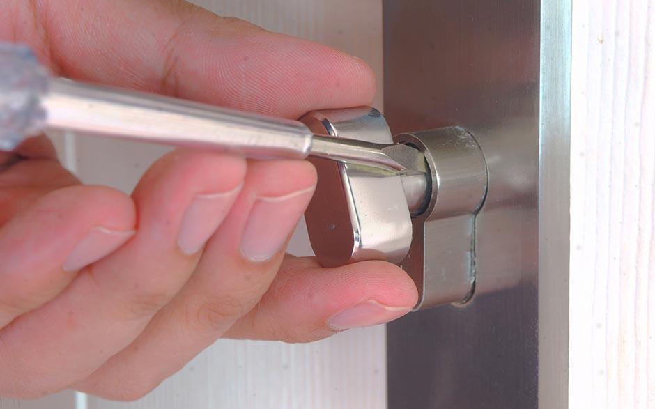 ouvrir une porte bloquée Draveil